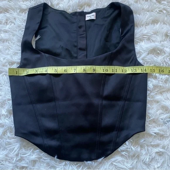 Aritzia Sunday Best Shiloh Bustier - Picture 4 of 9